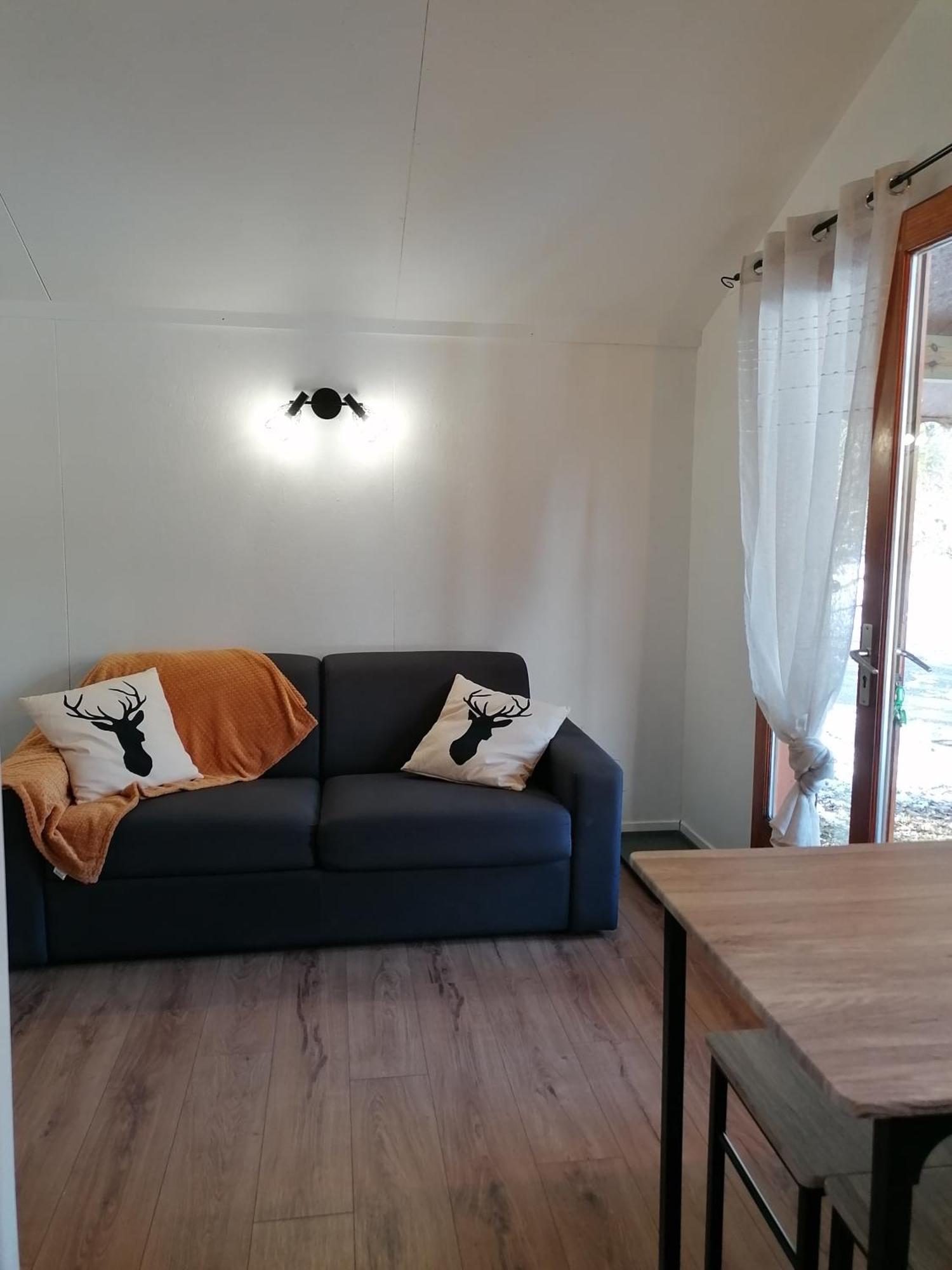 Camping Le Trejeux - Petit Chalet Thônes Exteriör bild